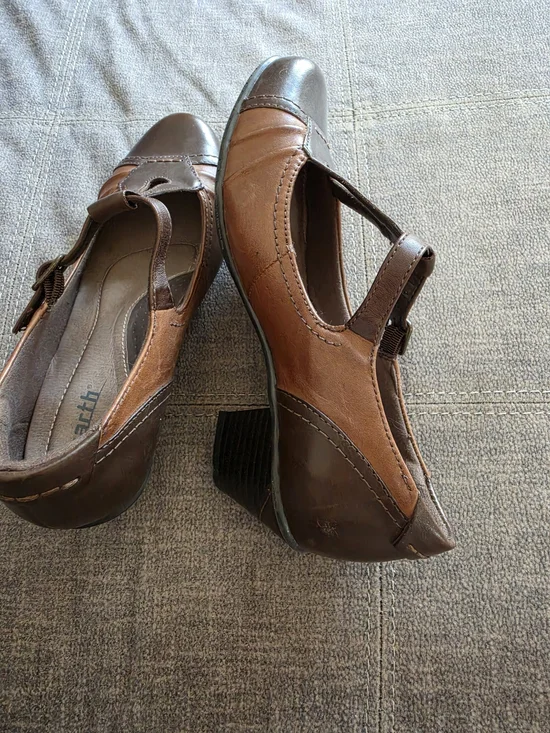 Earth Brown Two-Tone Leather Mary Jane Flats - Picture 3 of 3